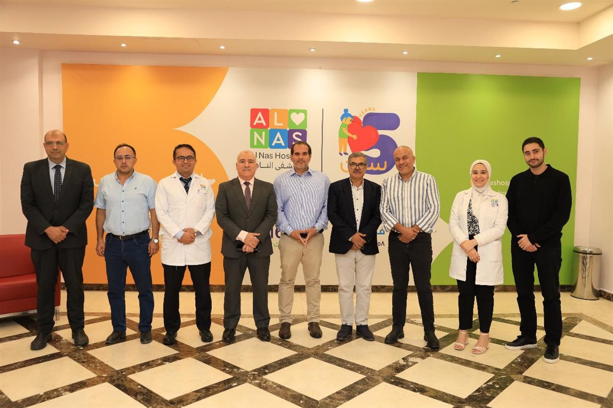 أطباء مستشفى الناس 