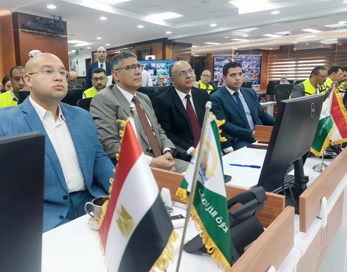 fd001ab6-88a0-49e4-bcfa-f800713c827f