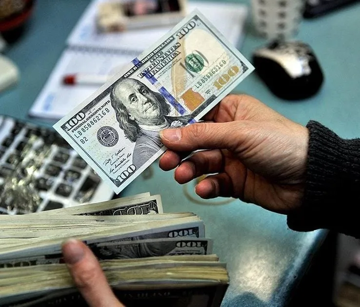 ارتفاع طفيف في سعر الدولار أمام الجنيه المصري اليوم الأربعاء 6 أغسطس 2025