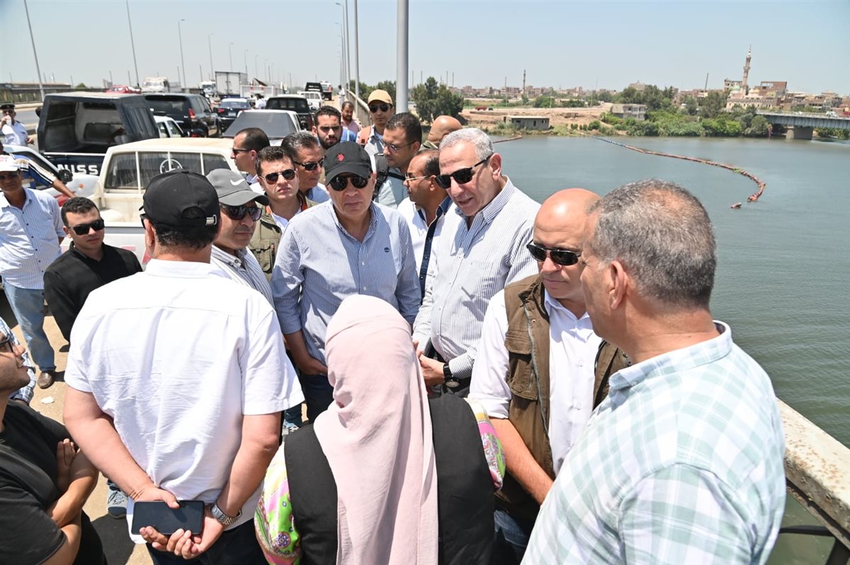 وزير الري يتفقد نهر النيل وفرع رشيد
