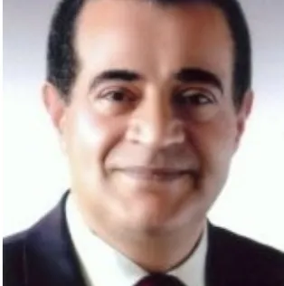 على الصعيد الأكاديمي، حصل على الماجستير من جامعة Paris VI عام 1977