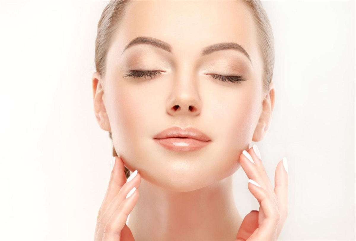 العناية بالبشرة