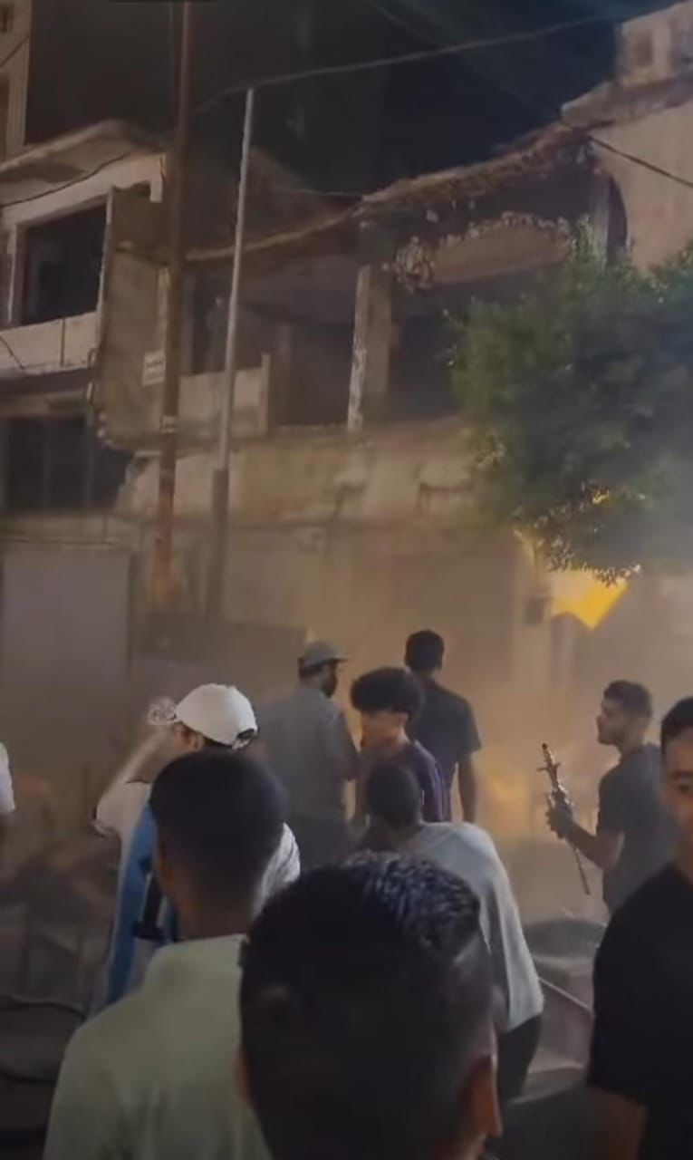 جانب من الانهيار 