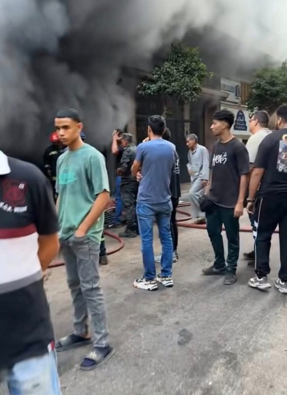 جانب من الحريق