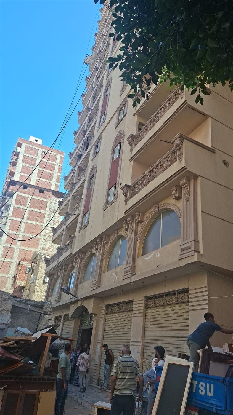 جانب من الإزالة 