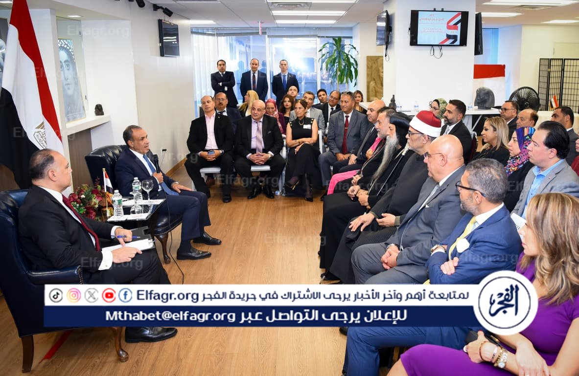 وزير الخارجية يبحث مع الجالية المصرية في نيويورك الجهود المبذولة للخدمات القنصلية