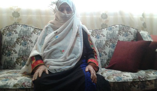 صورة نادرة ومتداولة لـ السيدة فرحانة حسين الرياشات 