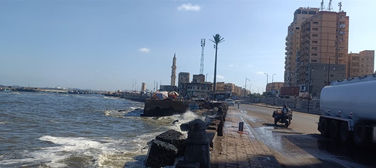 جانب من سقوط الأمطار