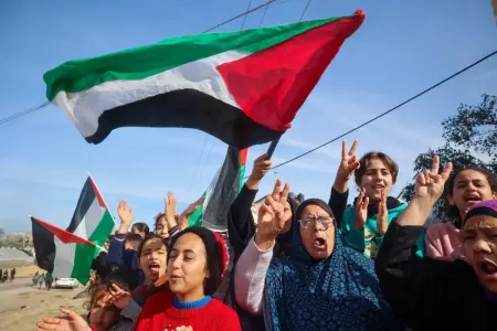 فرحة اهل غزة بالرجوع