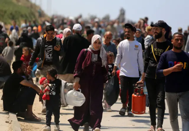 عودة الفلسطينيين لقطاع غزة اليوم