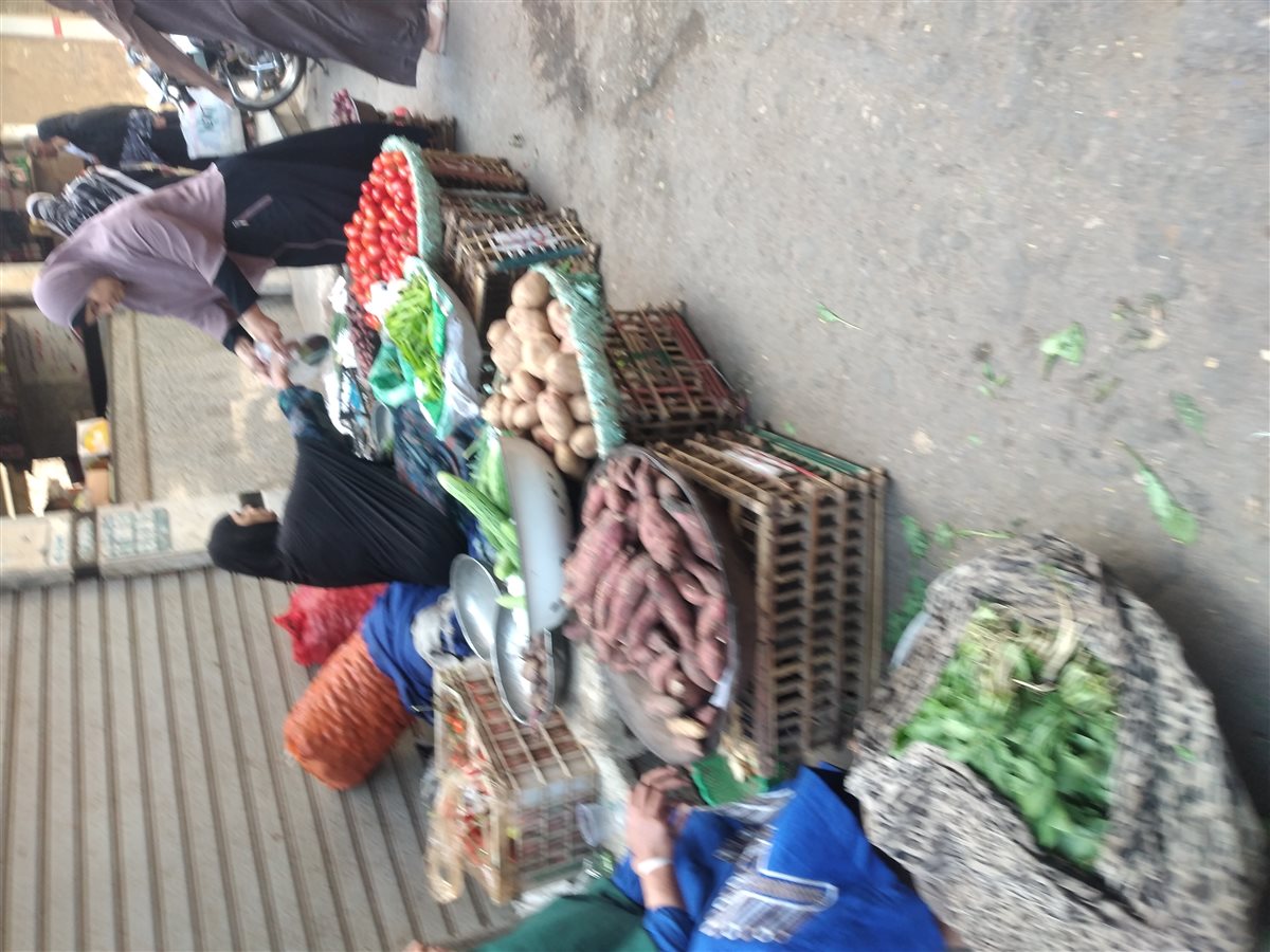 جولة في سوق الخضار ببني سويف