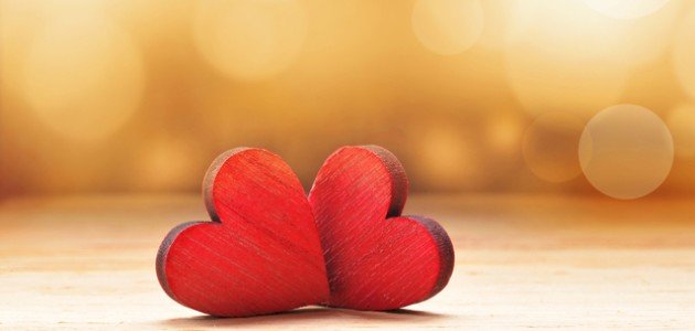 ما الفرق بين الحبّ والعشق؟..  رحلة المشاعر من الميل إلى الهيام