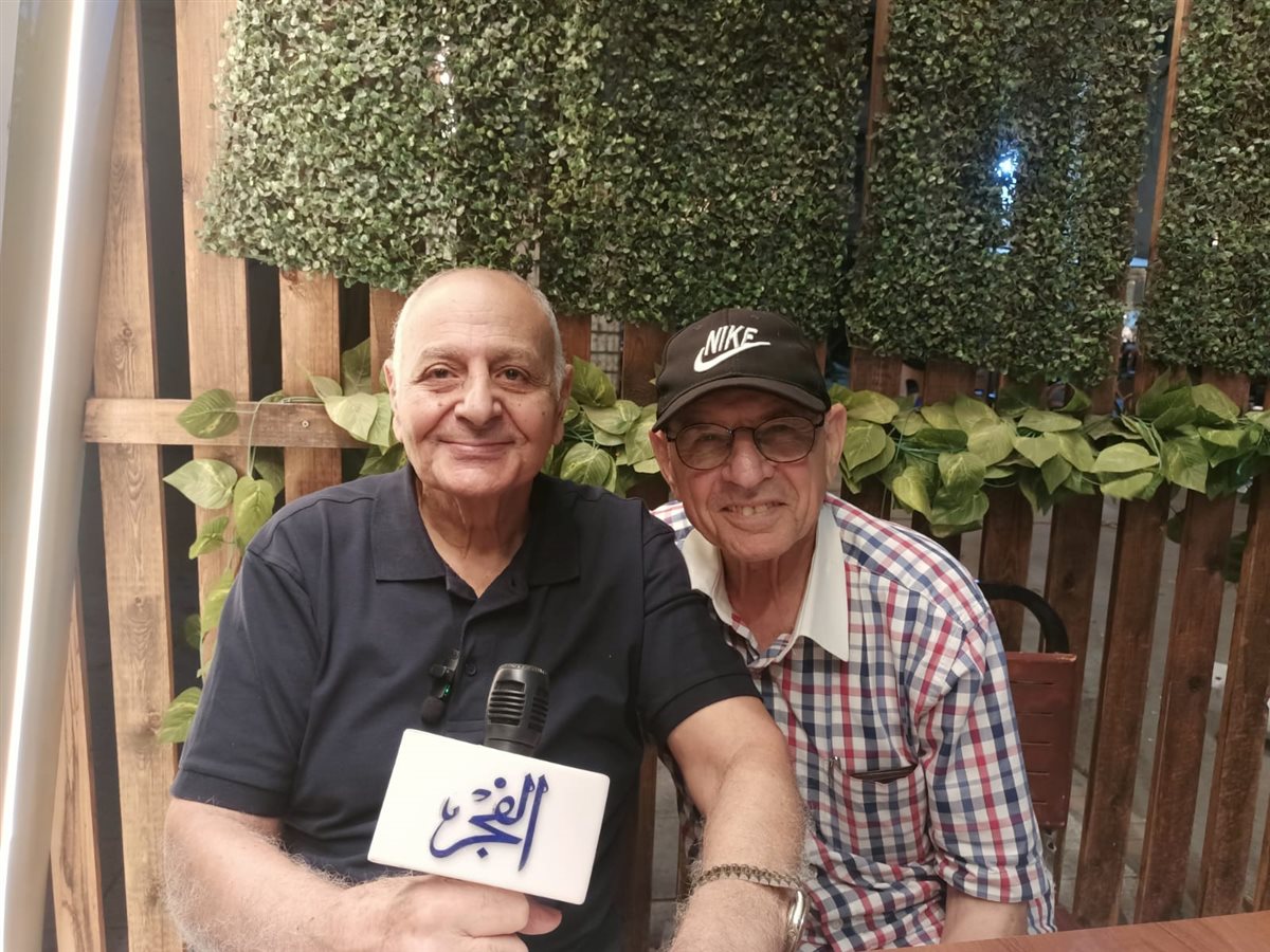 رفيقا الدرب عبد الحميد وحسنين 