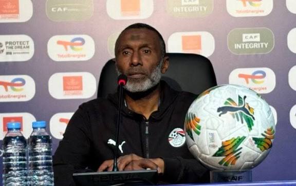 الكابتن أحمد الكأس مدرب منتخب مصر 