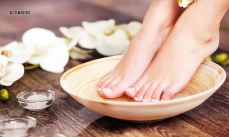 العناية بالقدمين في فصل الشتاء: خطوات بسيطة للحفاظ على النعومة والجمال