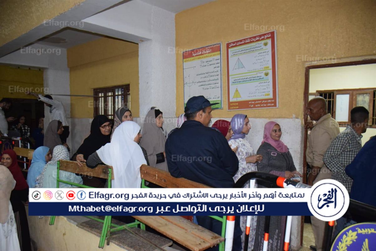 حشود كبيرة من الناخبين أمام لجان النواب ببني سويف