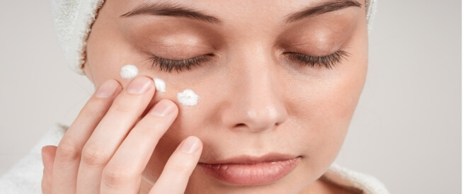 <strong>العناية بالبشرة المختلطة في فصل الشتاء</strong>