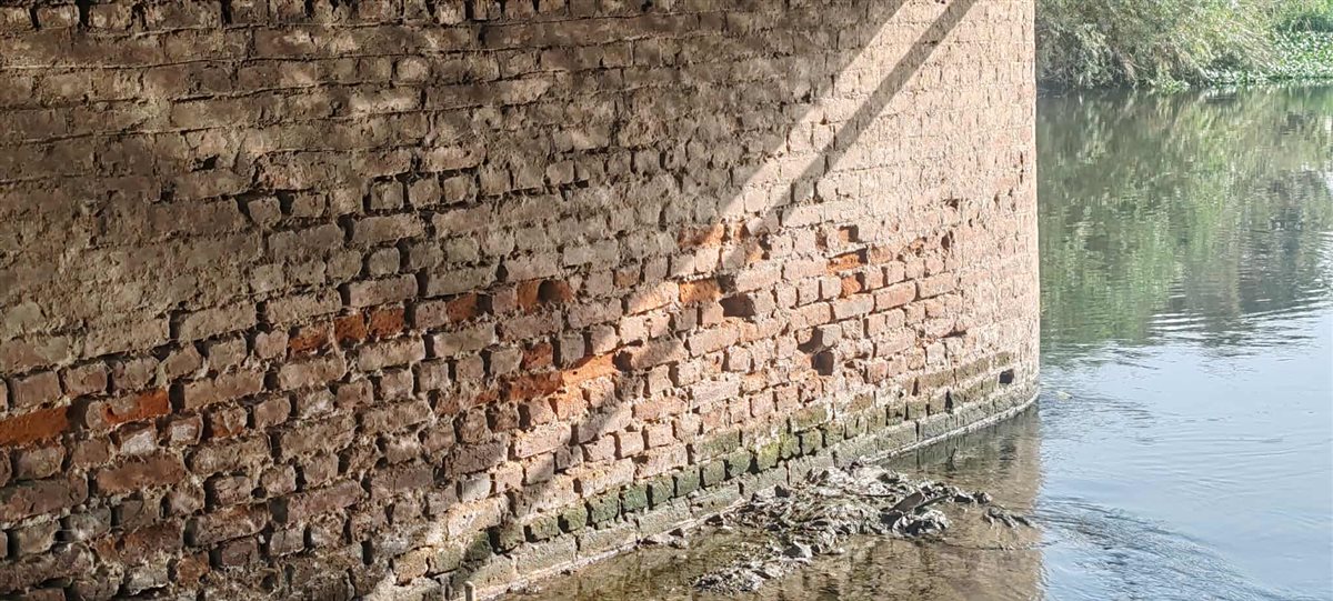 تأكل في بنية الكوبري 