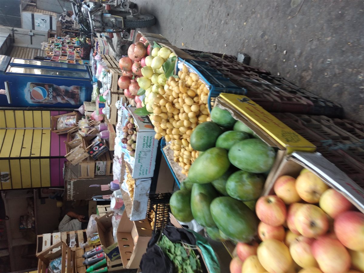 لقطة من شار ع السوق في بني سويف 