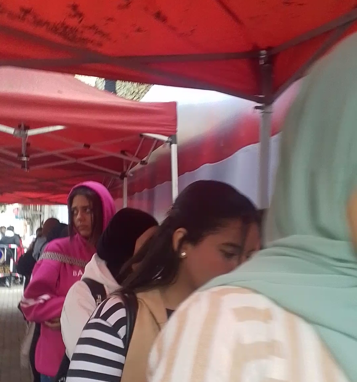 جانب من اللجنة