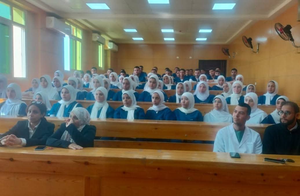 من داخل المعهد