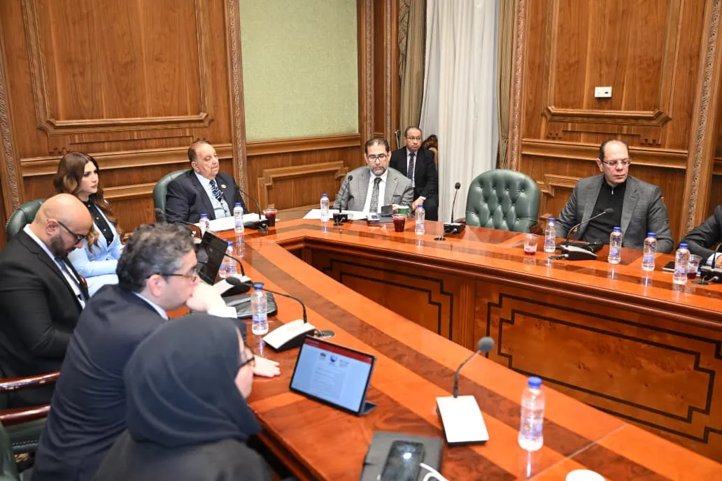 جانب من الجلسة&nbsp;