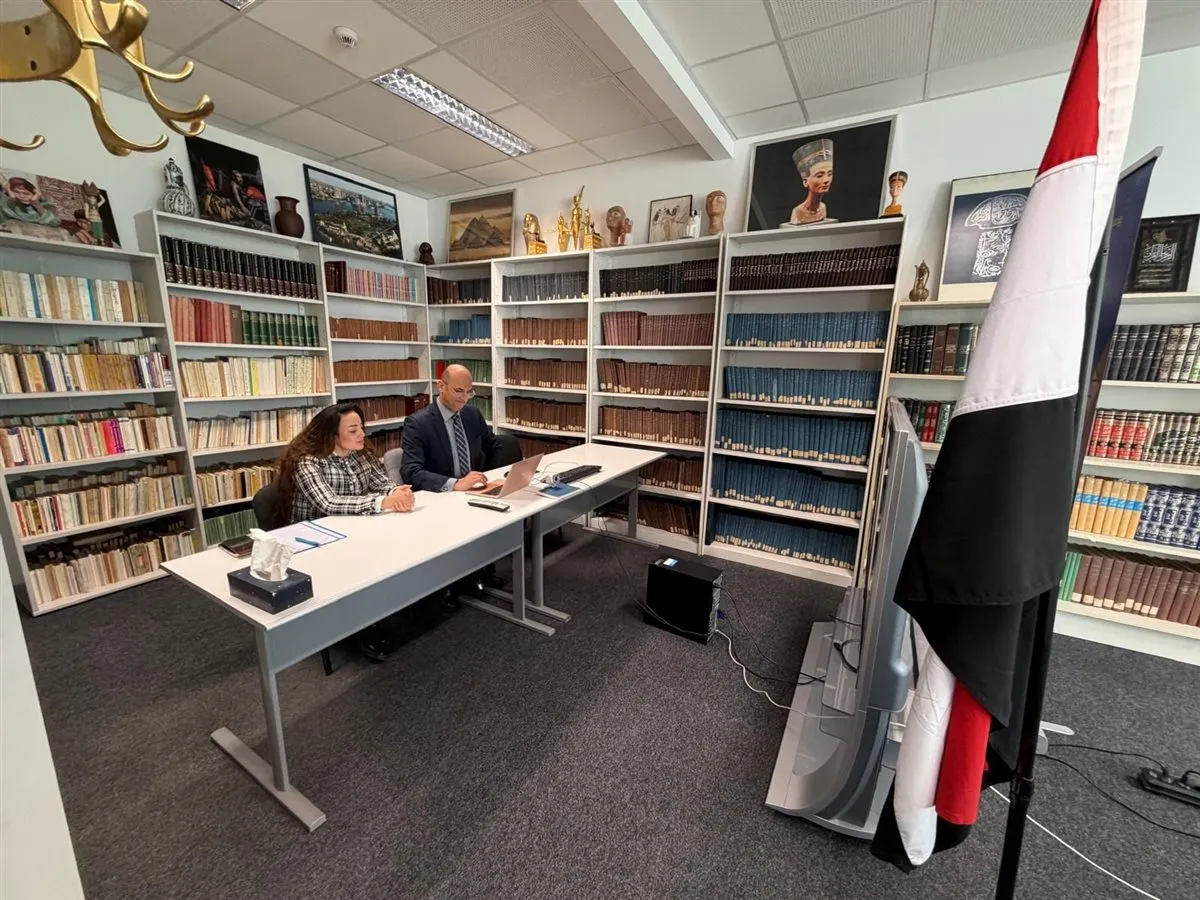 جانب من توقيع البروتوكول&nbsp;