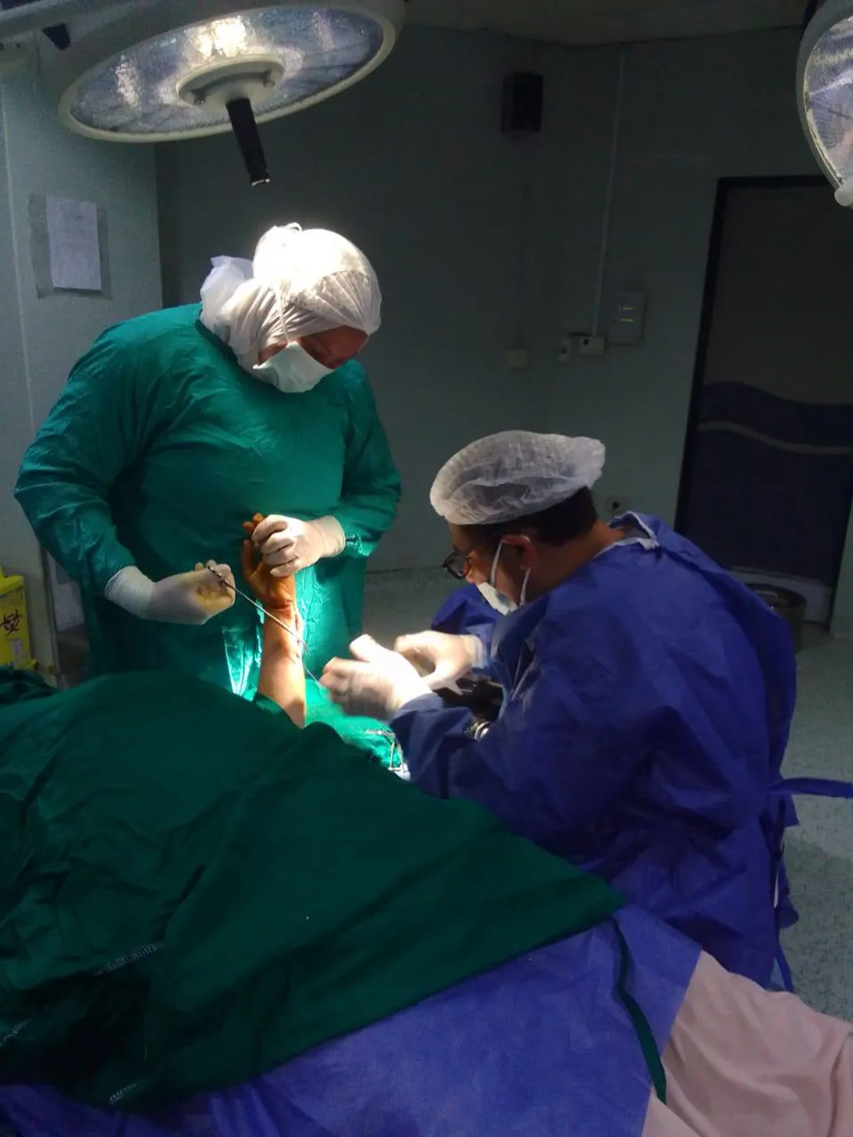 <strong>نجاح جراحة عظام كبرى بمستشفى الفشن المركزي ببني سويف</strong>