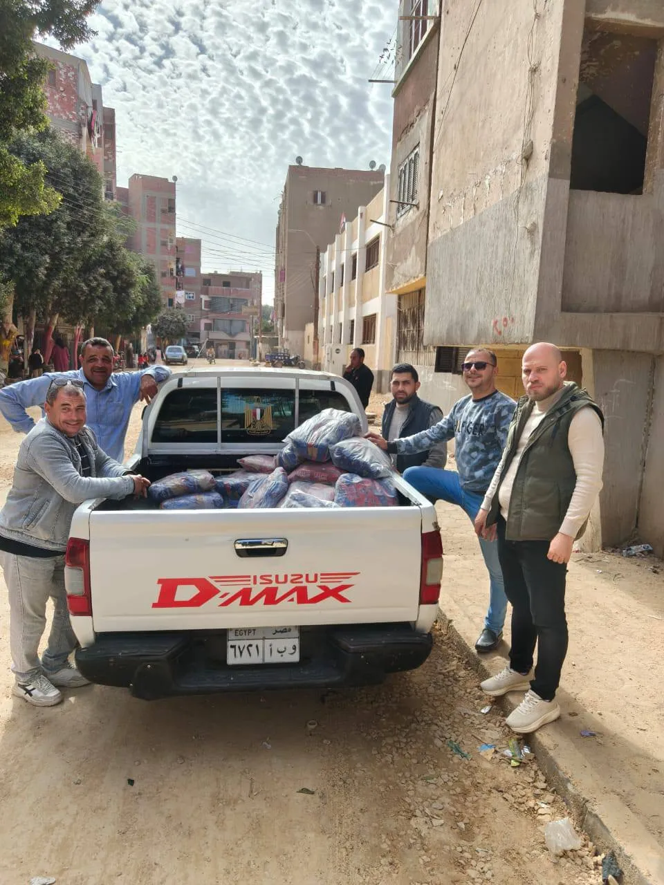 ضبط 71 دجاجة فاسدة في حملة تموينية ببني سويف