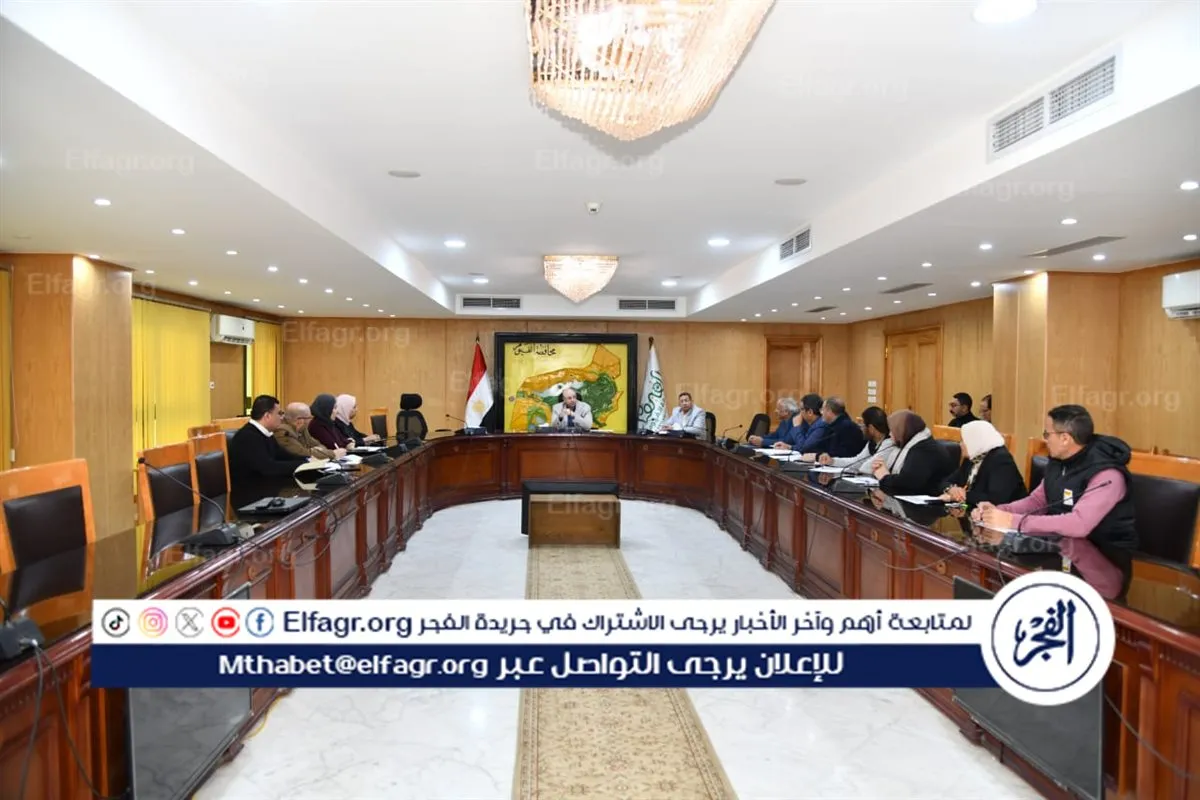 f1e4c71c-3405-4867-8111-b989bd52fb3c