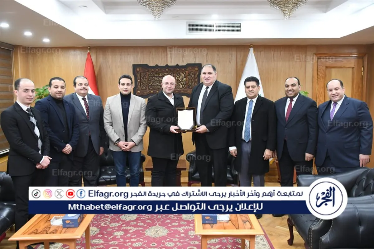 ef04c651-6878-46af-b7ee-e1c2ee346e38