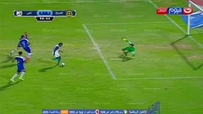 بالفيديو.. حارس المريخ يتألق وينقذ فرصة خطيرة من لاما كولين 