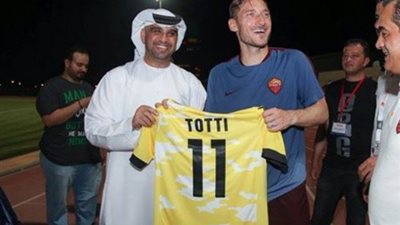 الوصل الإماراتي يكرم 