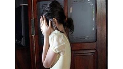 ضبط صاحب معرض فايبر يتعدى جنسيا على طالبة ثانوي بطوخ
