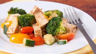 الأكلات الغنية بفيتامين سى والخضروات الطازجة تقوى الأوردة