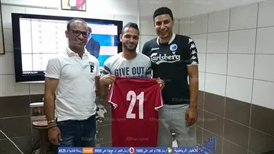 بالصور .. النصر يضم ثنائي البنك الأهلي والتليفونات بالقسم الثاني