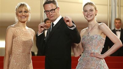 إيلي فانينج تحضر افتتاح فيلمها الجديد بمهرجان كان السينمائي