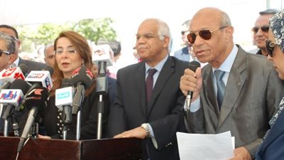 محافظ القاهرة ووزير الأوقاف يشهدان 