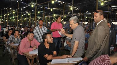جابر نصار يتفقد سير امتحانات طلاب كلية الحقوق (صور)