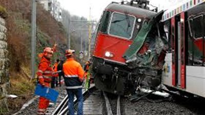 إصابة 16 على الأقل في حادث قطار بسويسرا