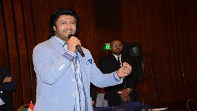 تكريم أبطال مسرحية 