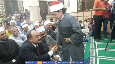 محافظ القليوبية ومدير الأمن يحتفلان بليلة النصف من شعبان بقرية السلمانية بشبين القناطر (صور)