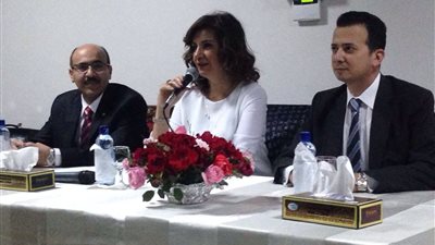 وزيرة الهجرة تلتقى أبناء الجالية المصرية في إثيوبيا