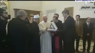 علي السمان: الأجيال القادمة ستتذكر كل كلمة في لقاء شيخ الأزهر وبابا الفاتيكان.. فيديو 