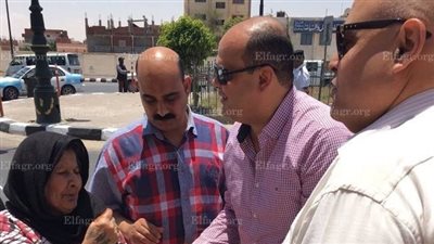 محافظ مطروح يتفقد أعمال تطوير الميادين استعدادا لموسم الصيف