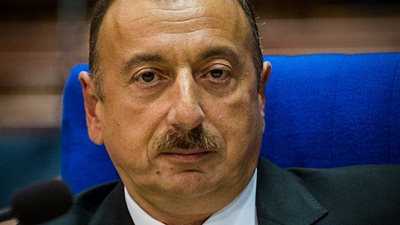 إلهام علييف