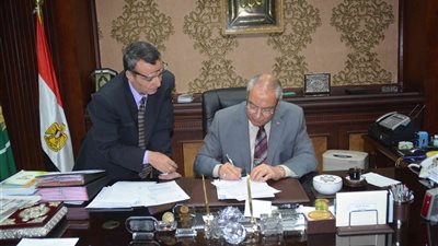 محافظ المنيا يعتمد نتيجة الشهادة الابتدائية بنسبة نجاح 74.52% و91% للمكفوفين