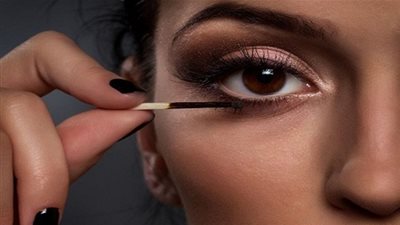 تحديد العيون للحصول على نظرة جذابة