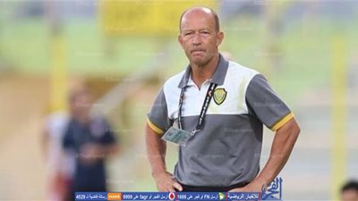 إقالة كالديرون من تدريب الوصل الإماراتي   