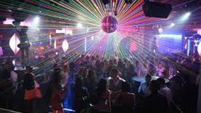 إصابات في إطلاق نار داخل ملهى ليلي في باريس